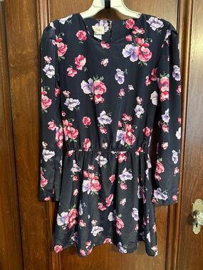 Vintage Luci Pellini black dress with flower print